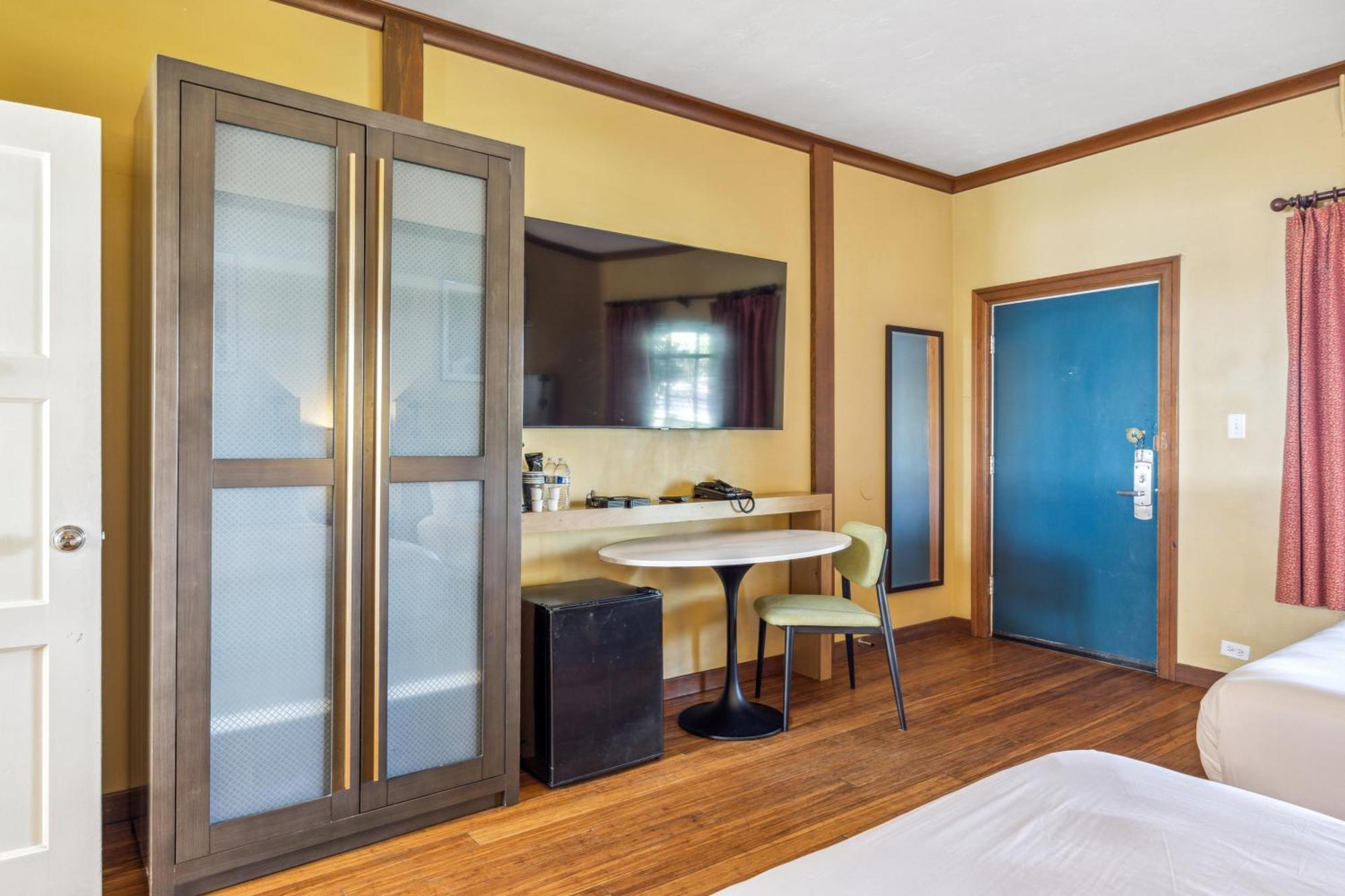 Inn Marin And Suites, Ascend Hotel Collection Новато Екстер'єр фото