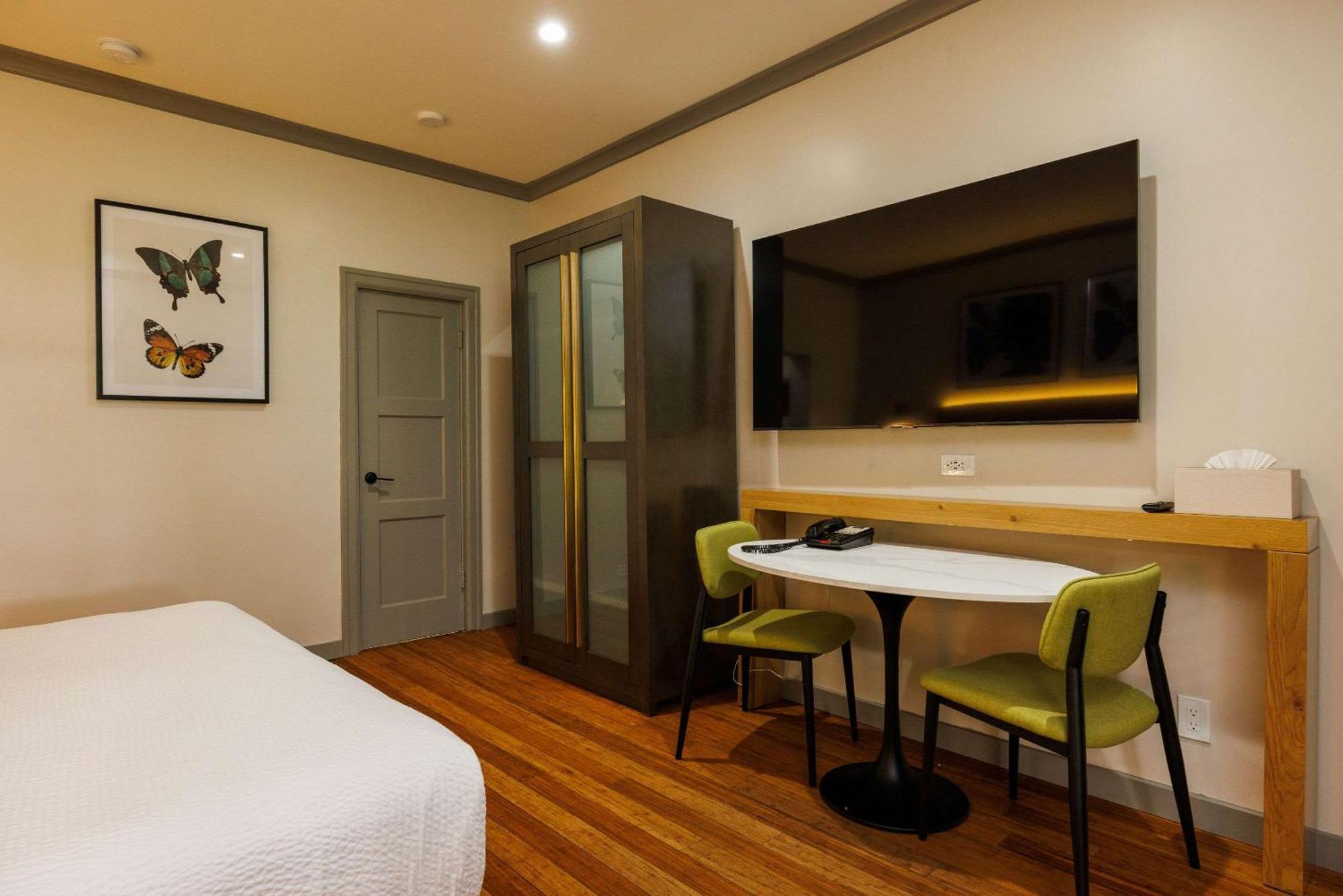 Inn Marin And Suites, Ascend Hotel Collection Новато Екстер'єр фото